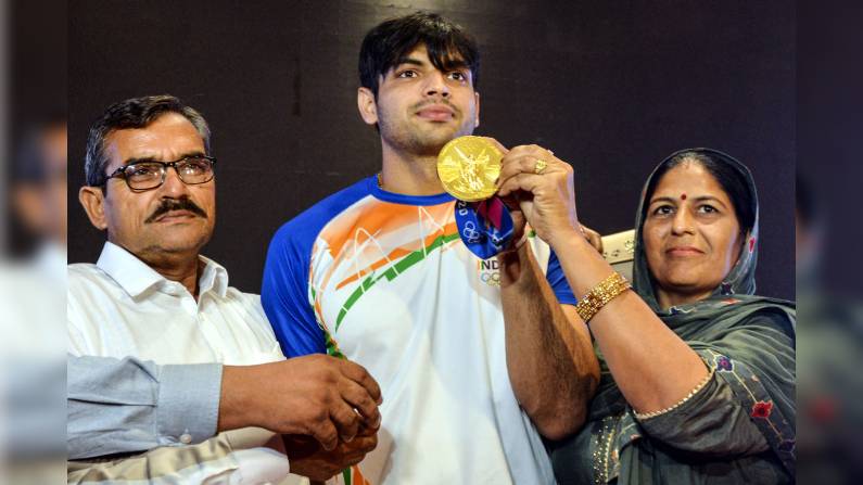 In Pictures Champion Neeraj Chopra S Homeing With Olympic Gold News9 Live